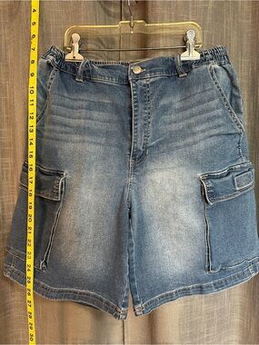 Women’s Cargo Denim Shorts - Blue
